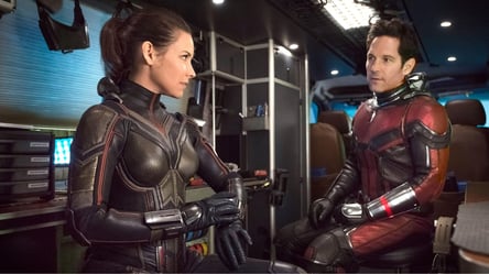 Marvel представил новый трейлер фильма "Человек-муравей и Оса: Квантомания" и свежие постеры - 285x160