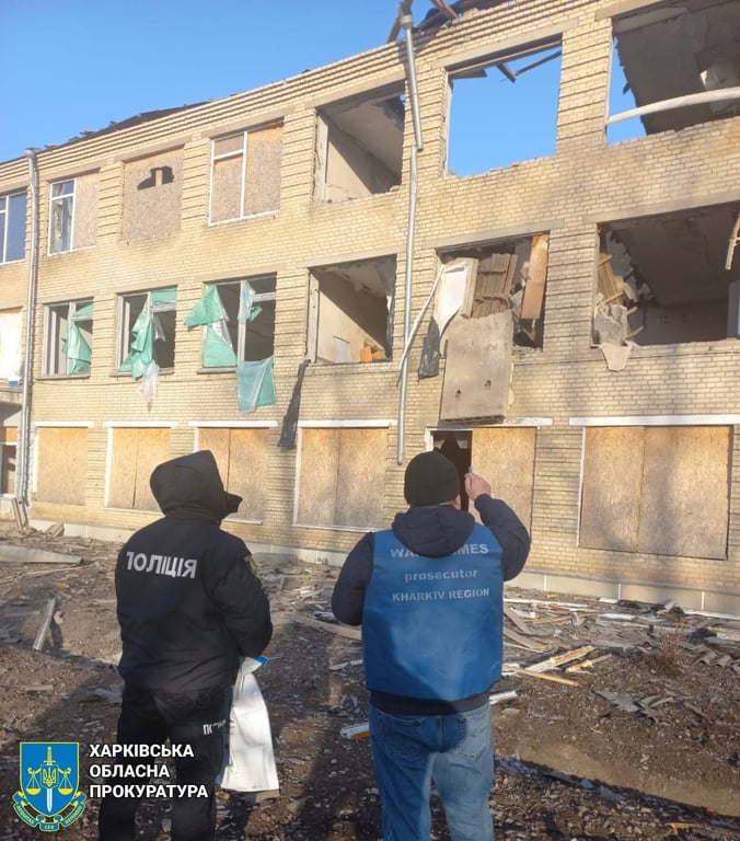 Оккупанты разрушили учебное заведение в Харьковской области - фото 4