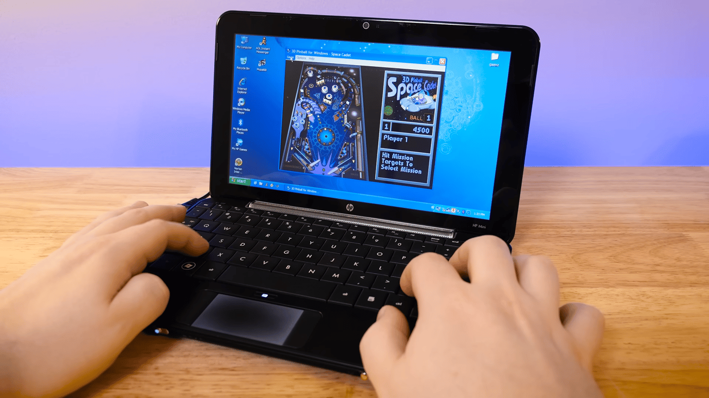 Нетбук HP Mini 1000