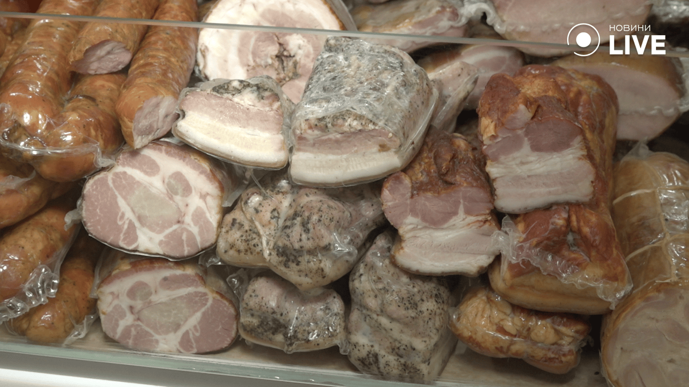 Асортимент копченостей