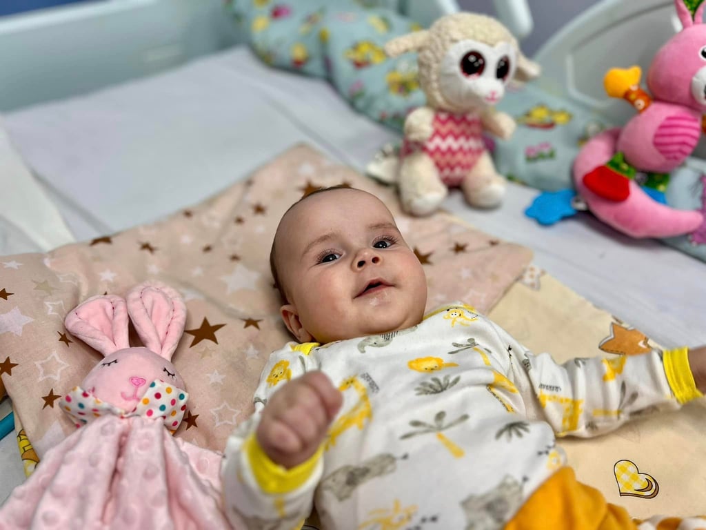 операція дівчинки у Львові