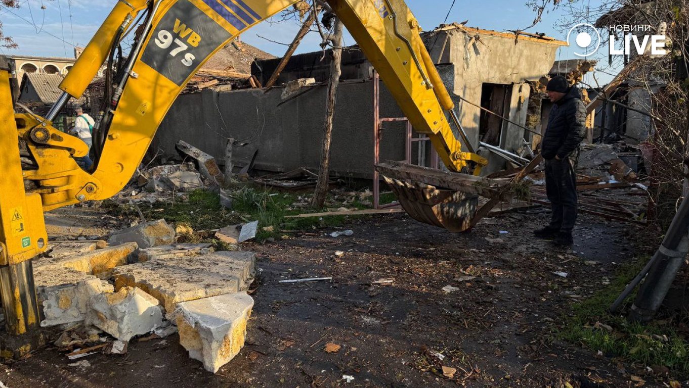 Очевидці розповіли про нічну атаку на Одесу