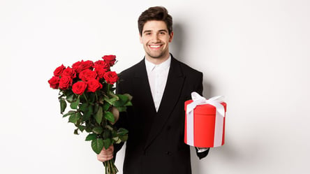 День закоханих: професійна доставка квітів від Kvitochka - 285x160
