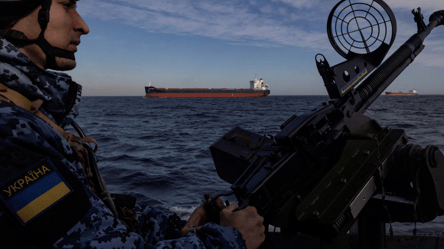Дронова загроза у Чорному морі: у ВМС готуються до активних атак з води - 290x166