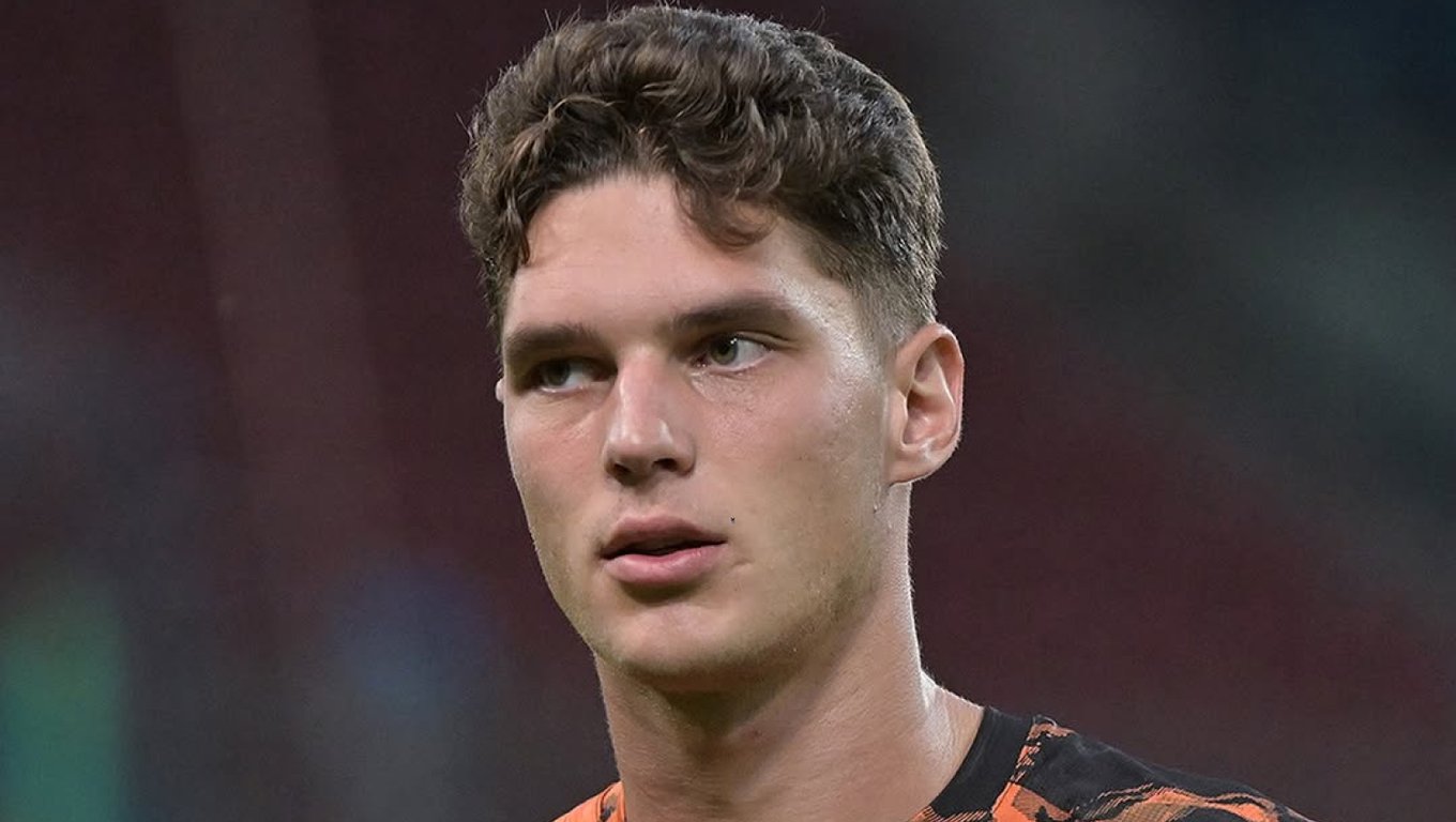 Георгий Судаков