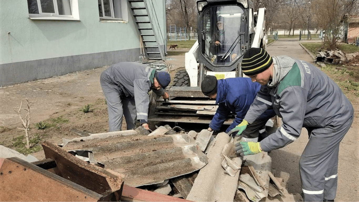 Директор ТЕЦ: Комунальникам під обстрілами потрібен окремий статус