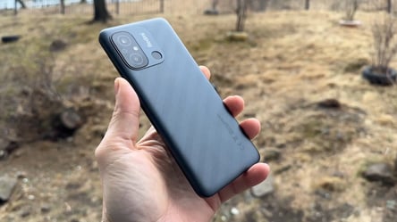 Xiaomi по-тихому прекратила поддержку двух популярных смартфонов - 285x160