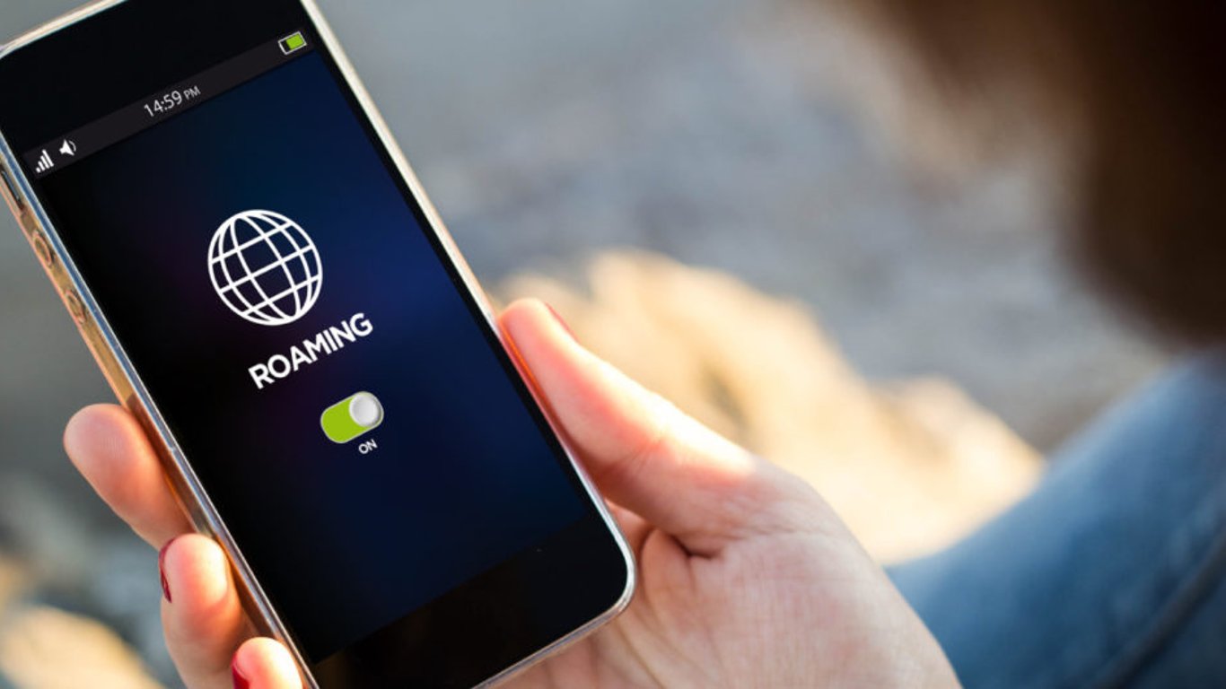 Українці зможуть користуватися мобільною мережею без роумінгом за кордоном
