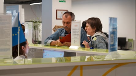 Німеччина продовжила тимчасовий захист українців, але з умовою: що нового - 285x160