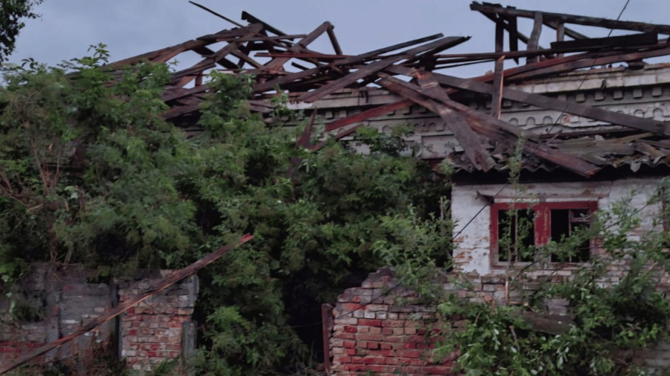 Окупанти атакували Нікопольщину — пошкоджено заклад харчування та лінію електропередач