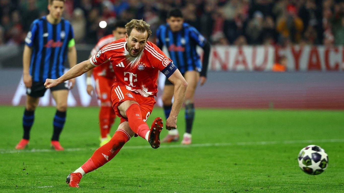 Харри Кейн в матче 1/8 финала Лиги чемпионов против Аталанты, 18 марта, Мюнхен