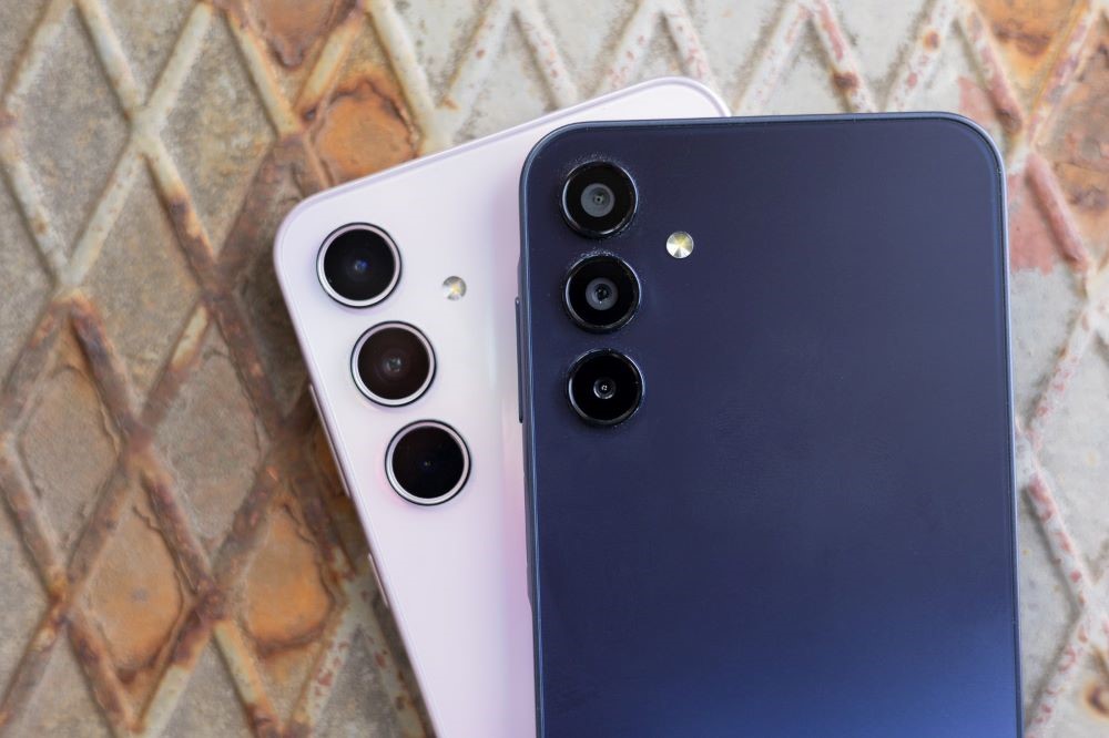 Samsung Galaxy A35 5G проти Galaxy A15 5G — який смартфон краще купити - фото 2