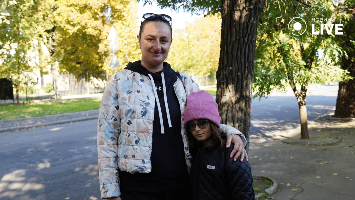Одеситка Юлія з донькою. Фото: Новини.LIVE/ Юлія Браславська