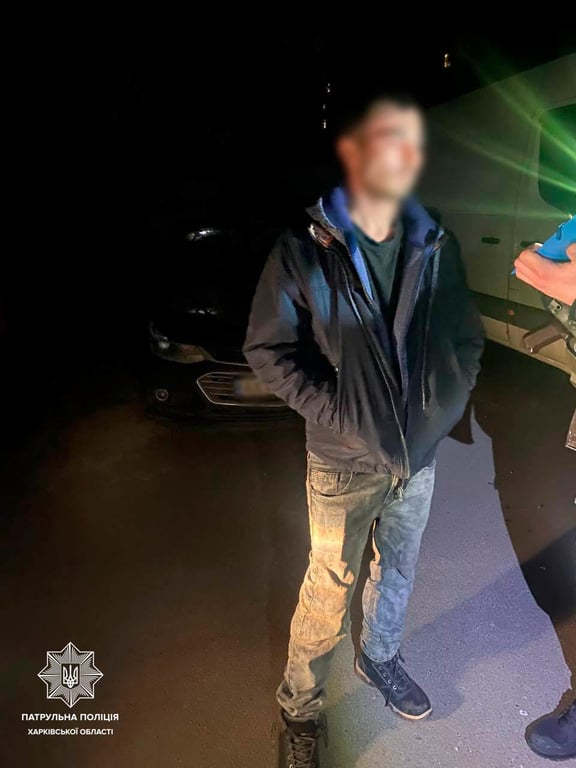 предлагал взятки