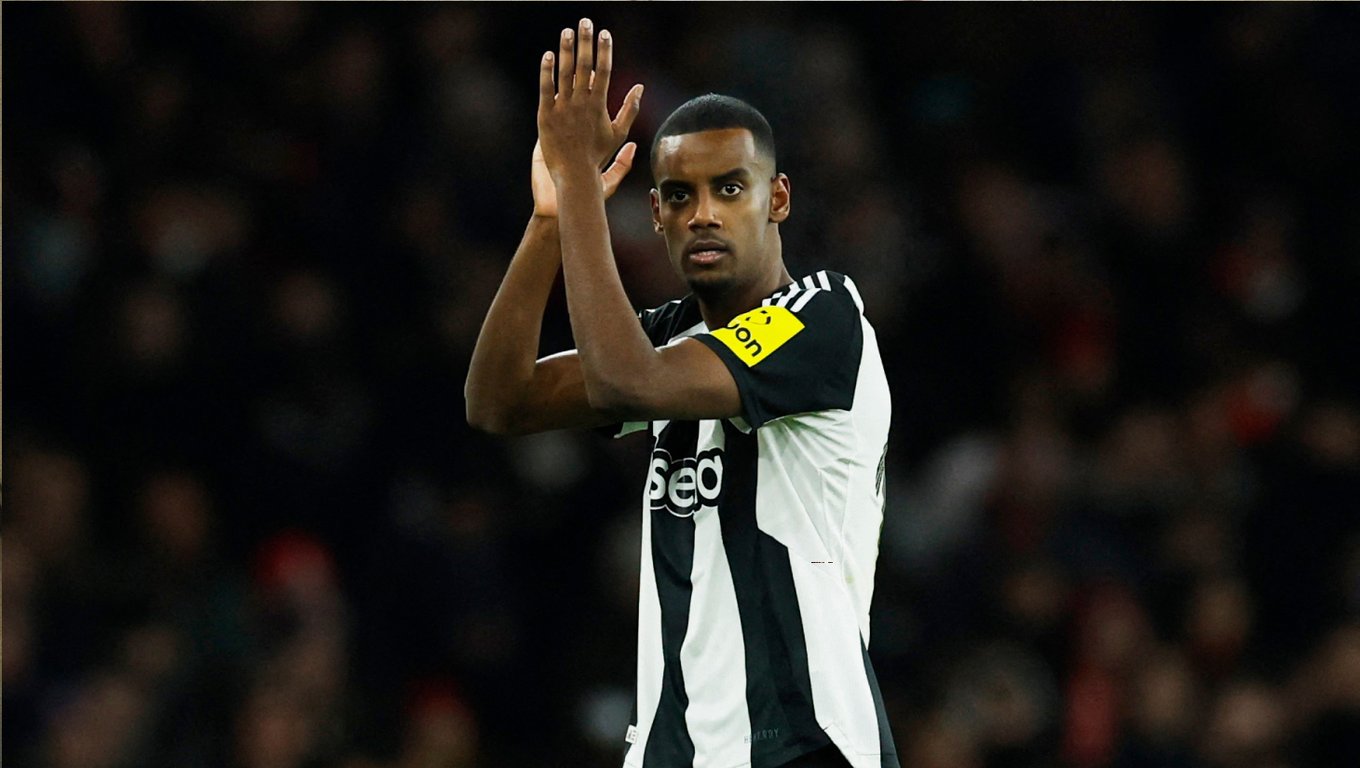 Александер Исак