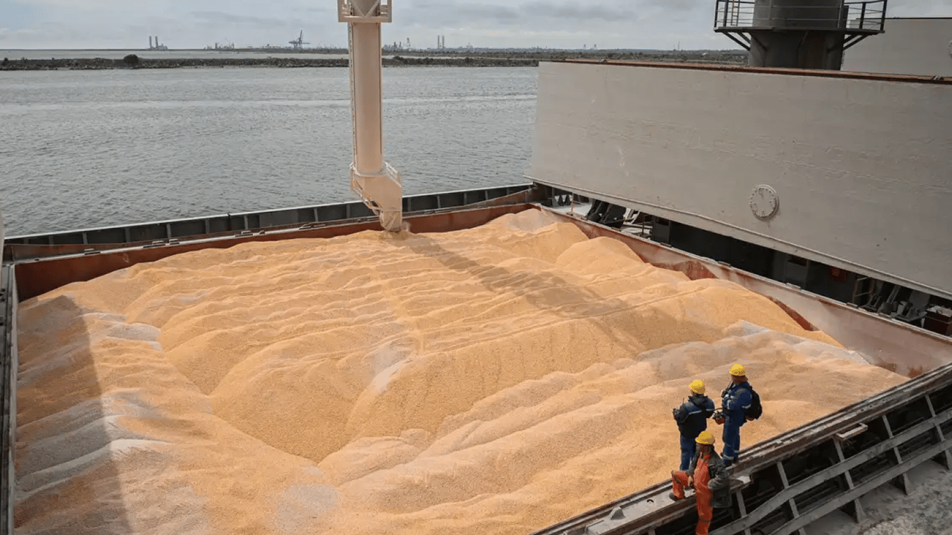 Основні українські порти відновили прийом кораблів для експорту зерна