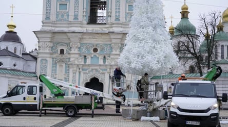 Стало відомо, коли у Києві встановлять головну ялинку країни - 285x160