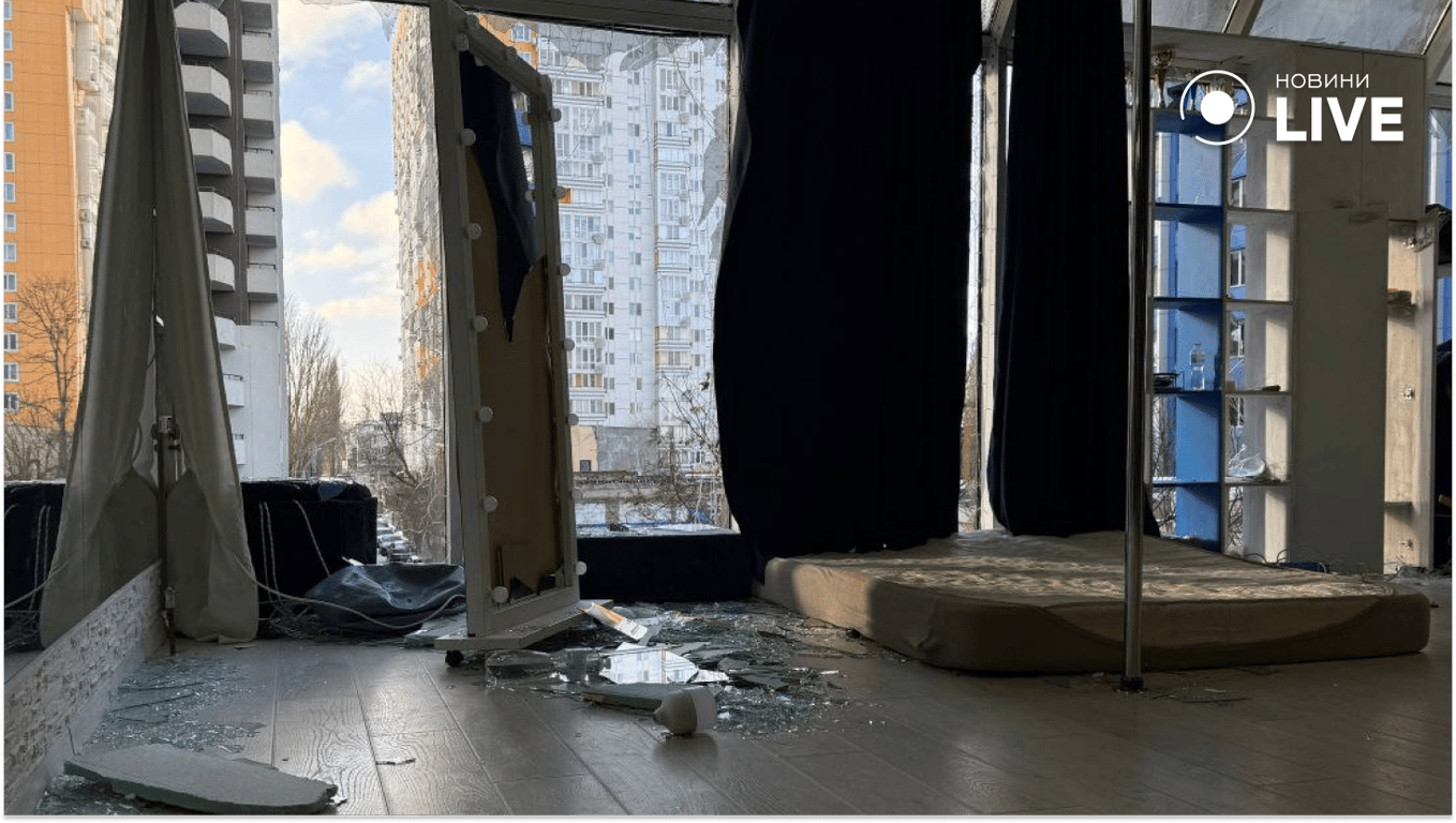 В Одесі дрон влучив у багатоповерхівку