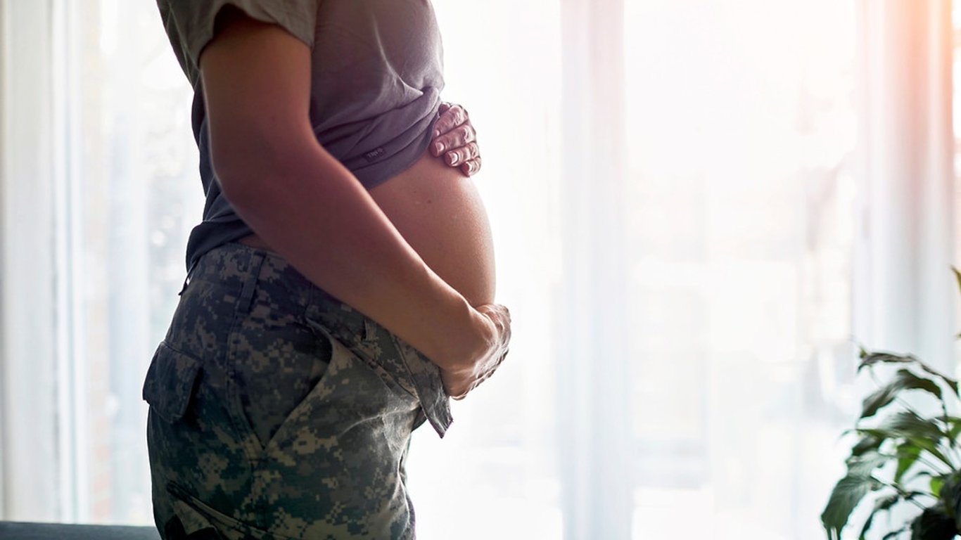 Закон про банк сперми і яйцеклітин військових — чи народяться діти у тих, хто загинув - 250x140