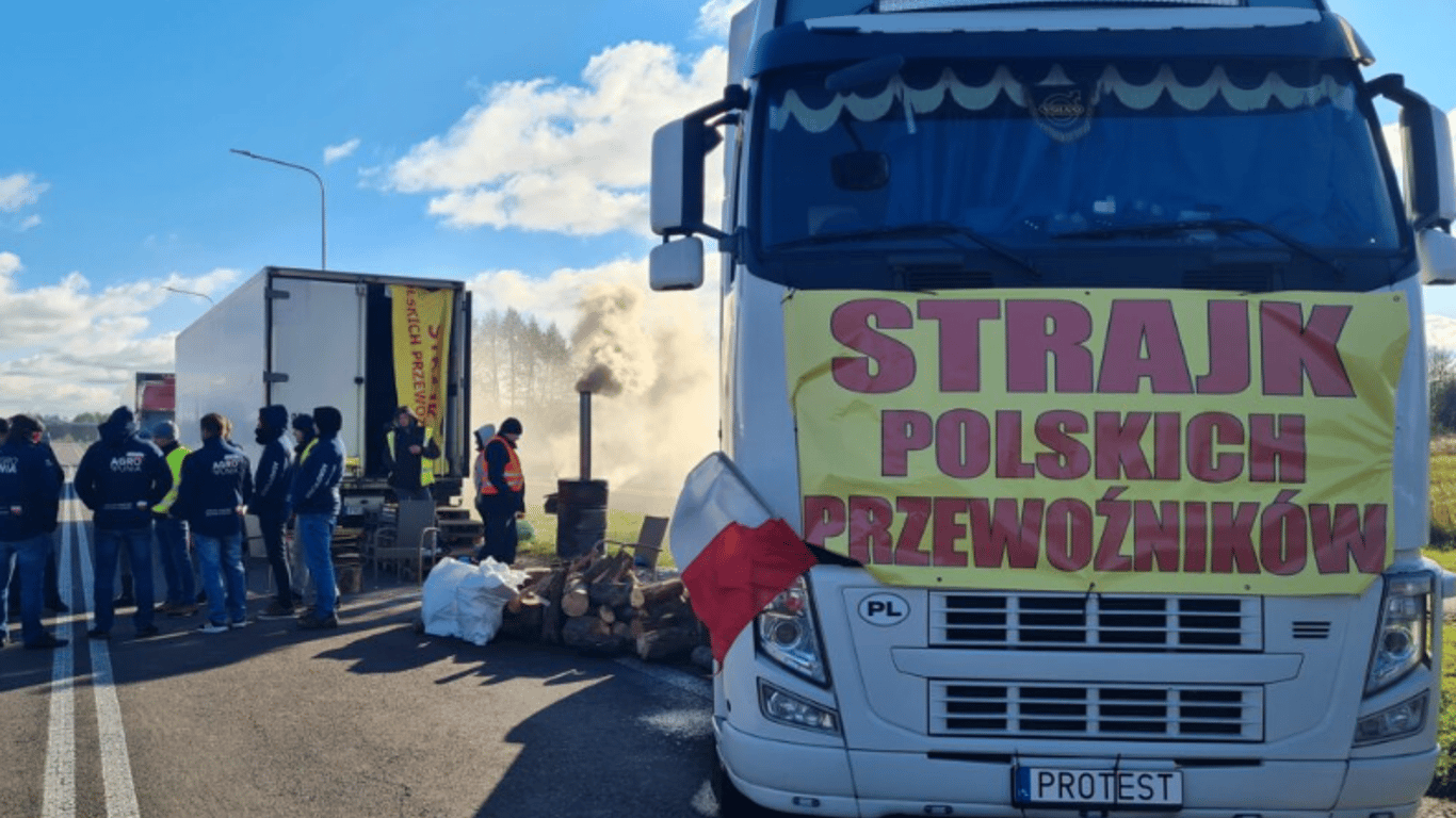 Польські протестувальники погрожуть розпочати тотальну блокаду кордону