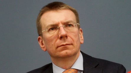 Глава МЗС Латвії заявив, що трибунал над воєнними злочинцями РФ має проводитись у Харкові або Маріуполі - 285x160