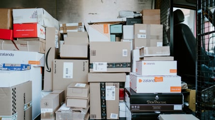 Штрафы и конфискация — какие посылки из Европы не пройдут границу - 285x160