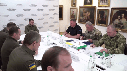 Зеленский обсудил с властями Луцка ситуацию на приграничной Беларуси - 285x160