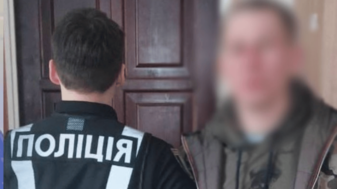 Полицейские в Киеве задержали мужчину за жестокое избиение охранника магазина