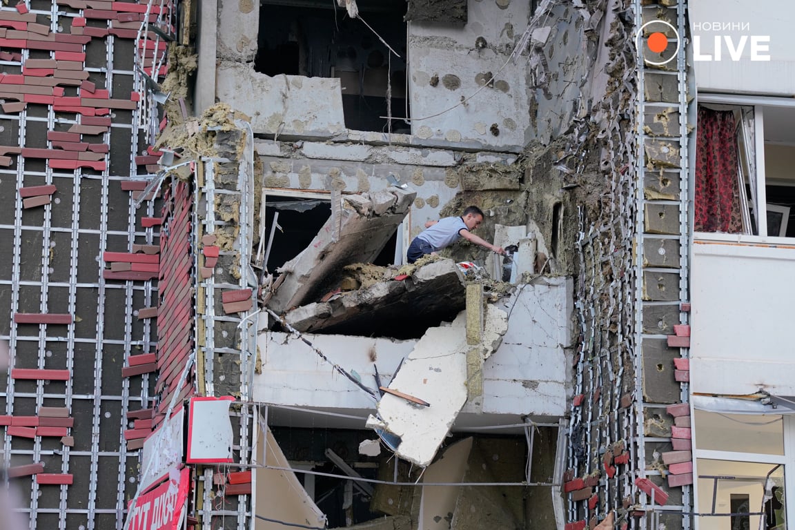 Обстріли Київ