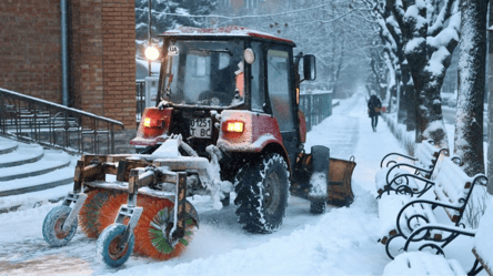 Львівщину засипало снігом — в ОВА розкрили наслідки - 290x160