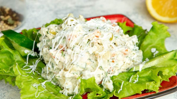 Вкусные салаты на скорую руку: 10 простых рецептов