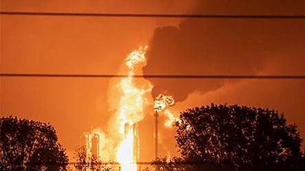 Дроны атаковали порт в Краснодарском крае РФ — пылает нефть - 304x171