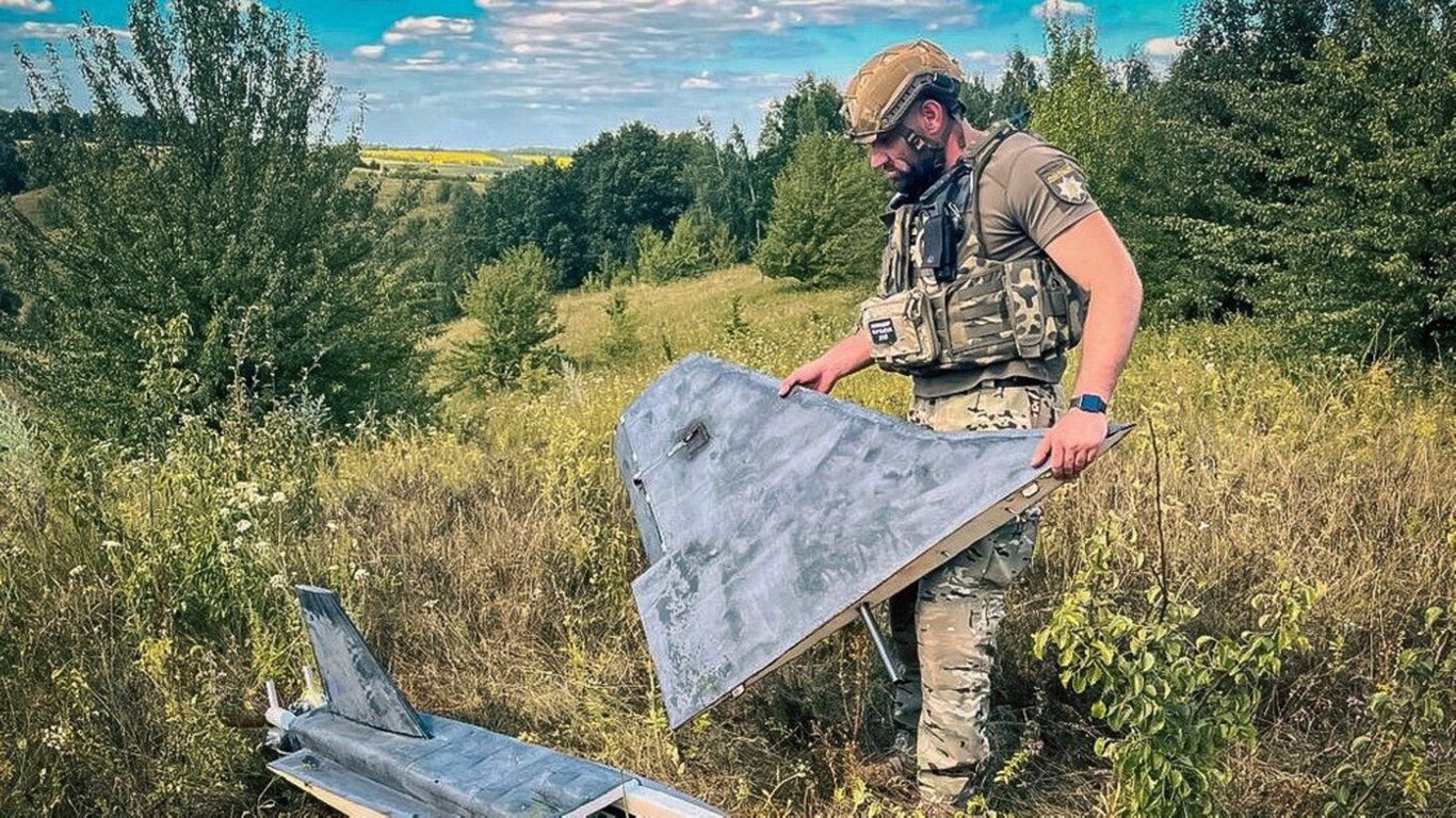 РФ атакує Україну "Шахедами" з РЕБ