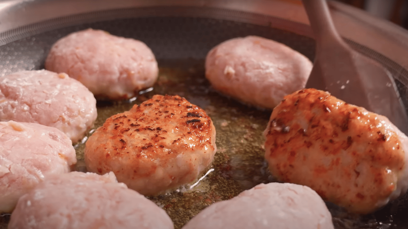 рецепт котлет з вершковим маслом та твердим сиром 