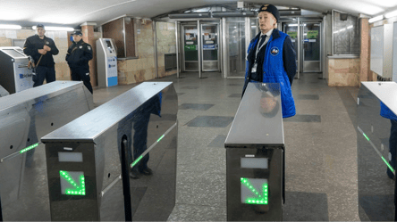 Які станції метро в Києві були побудовані найпершими - 285x160