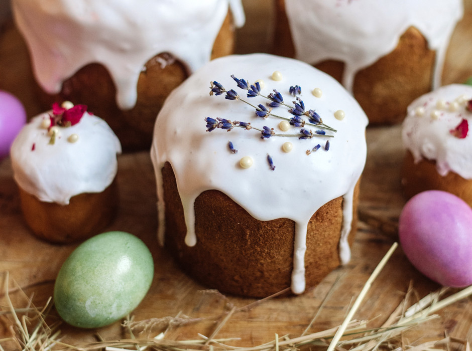 Як прикрасити паску на Великдень 2024