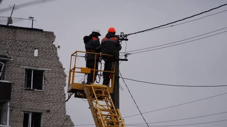 Атака на енергооб’єкти Києва спричинила екстрені відключення - 290x166