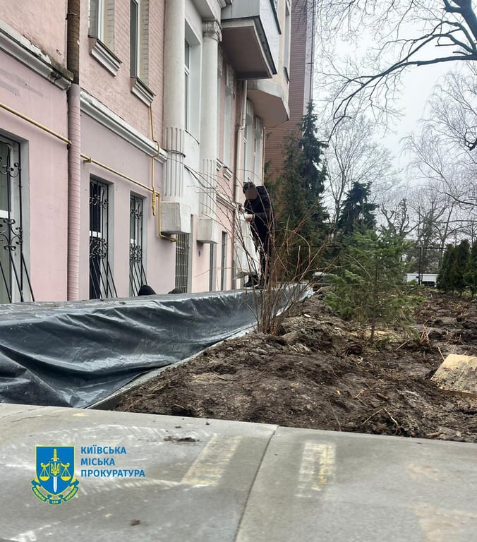 Судитимуть чиновника Київзеленбуду