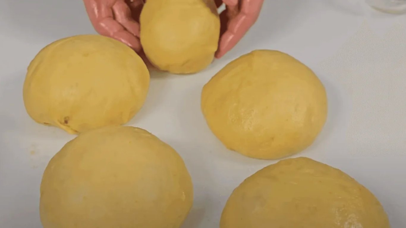 чим відрізняється паска від краффіна