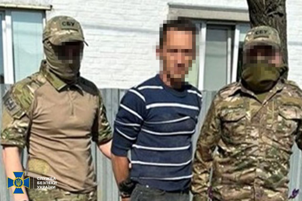 Відвозив окупантів на передові та ремонтував їх техніку