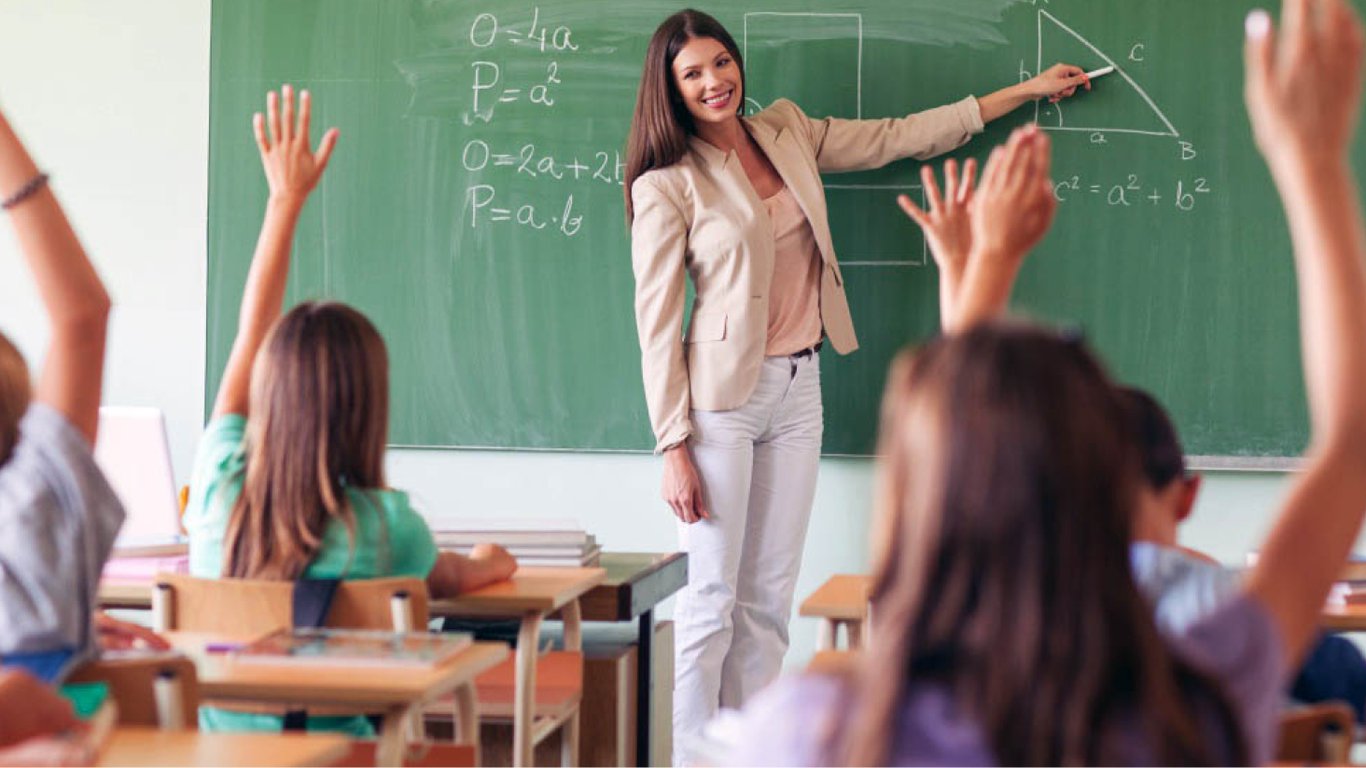 Вчителі за кордоном — українцям можуть зарахувати страховий стаж
