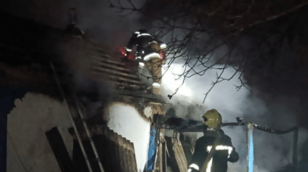 В Николаевской области шестеро подростков пострадали в пожаре - 285x160