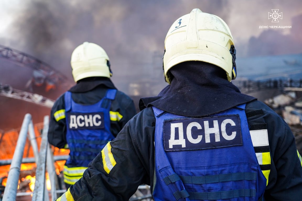 У Черкасах 29 серпня зафіксовано падіння уламків дрона - сталася пожежа