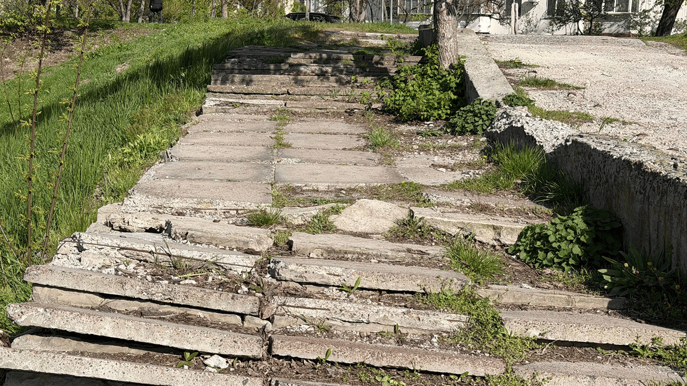У Києві хочуть оновити зону біля озера Вербне: що там зараз