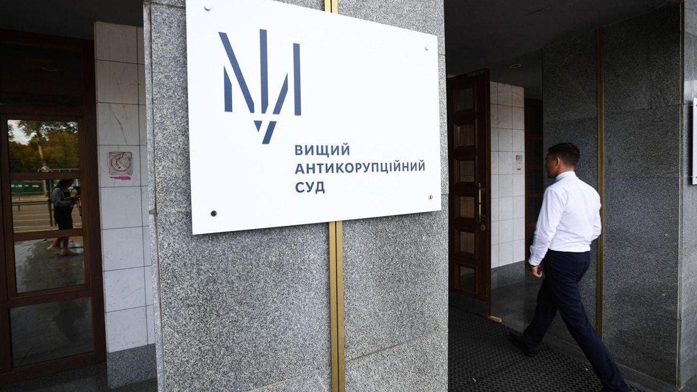 Суд избрал меру пресечения адвокату, которого задержали вместе с экс-судьей Князевым