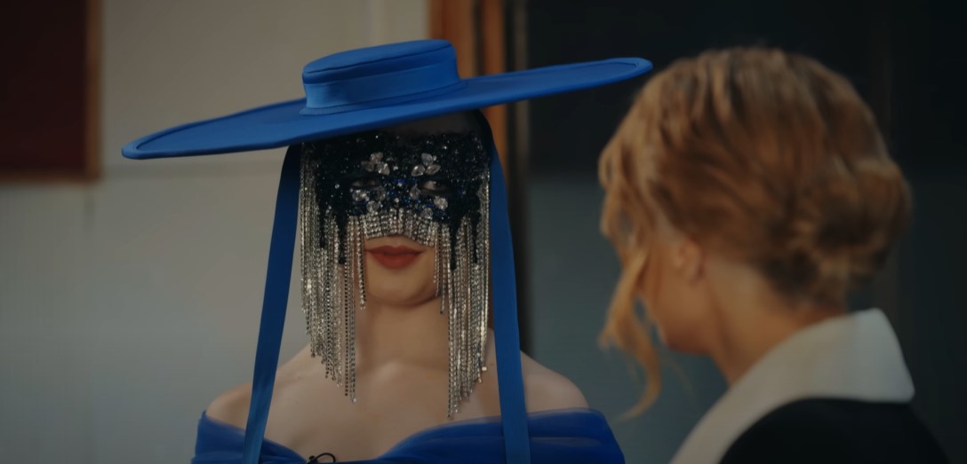 Klavdia Petrivna показала обличчя