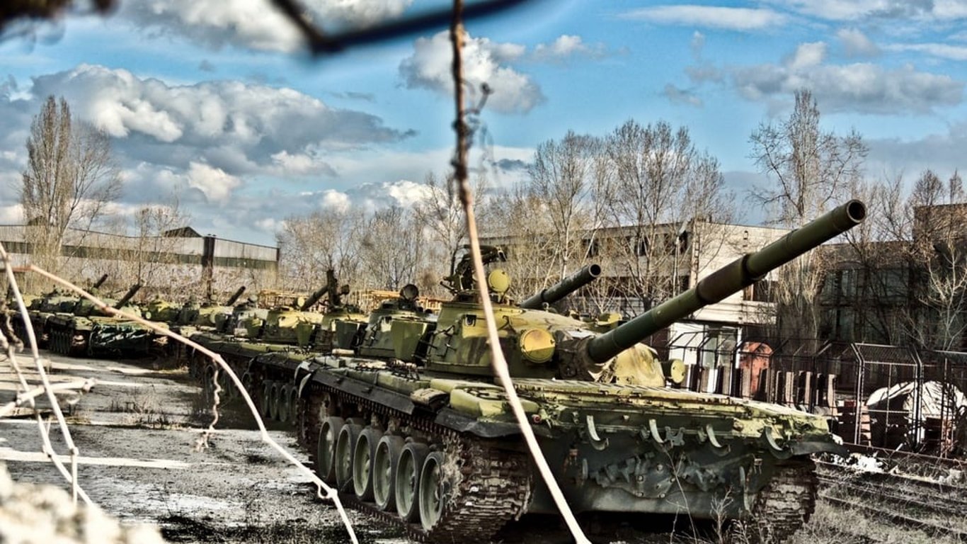 Какое оружие и военную помощь оказывала Румыния Украине