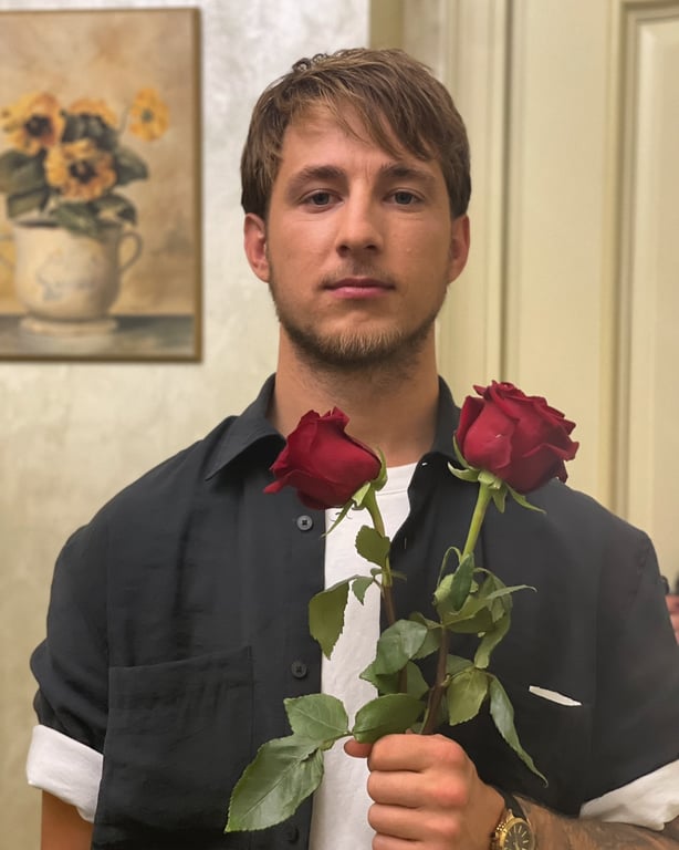 Александр Терен рассекретил подробности финала "Холостяка". Фото: Instagram/holostyakstb