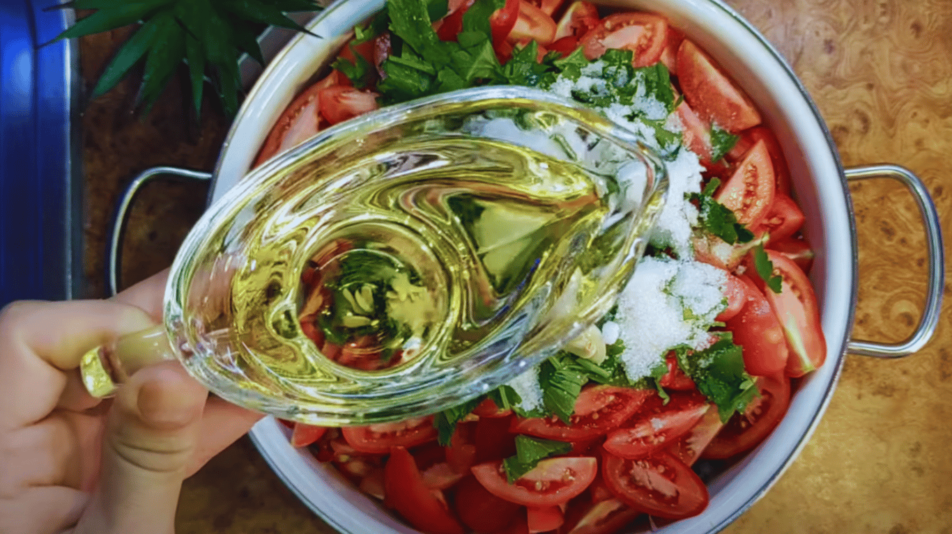 салат на зиму з огірками та помідорами