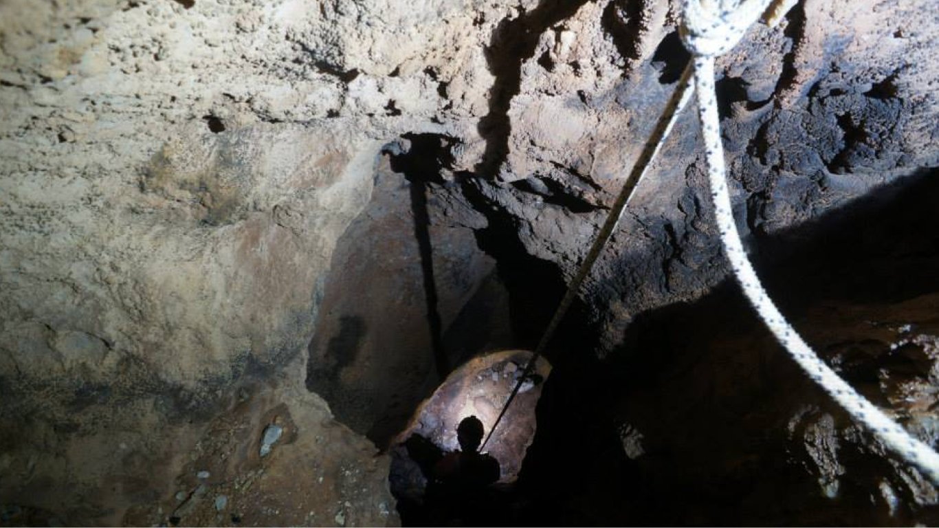 На Землі жили велетні — виявлено справжні рештки таємничої раси у печері США